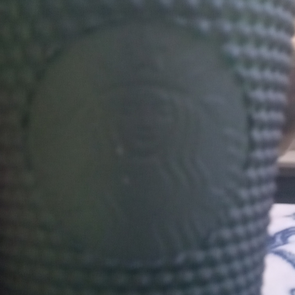 green studded cup with straw - Picture 2 of 3